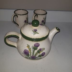 Rae duncan set of Teapot and 2 mug, hand painting